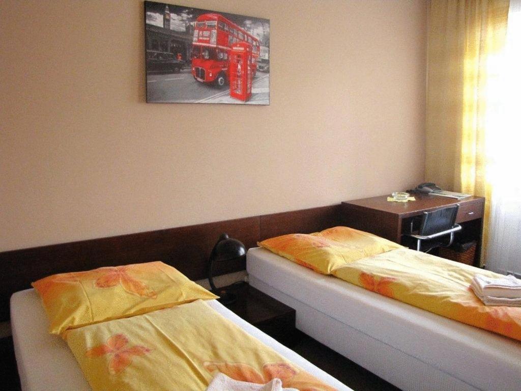 Hotel Bila Ruze Brünn Exterior foto