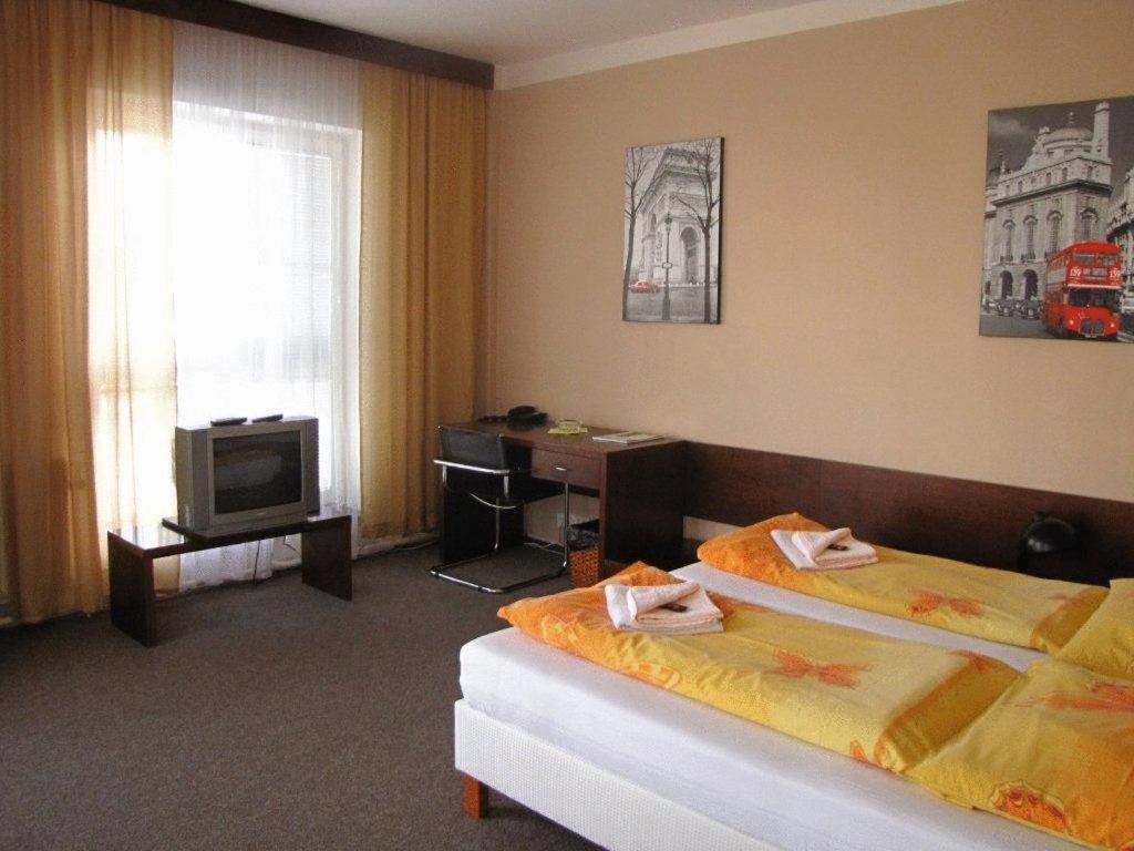 Hotel Bila Ruze Brünn Exterior foto