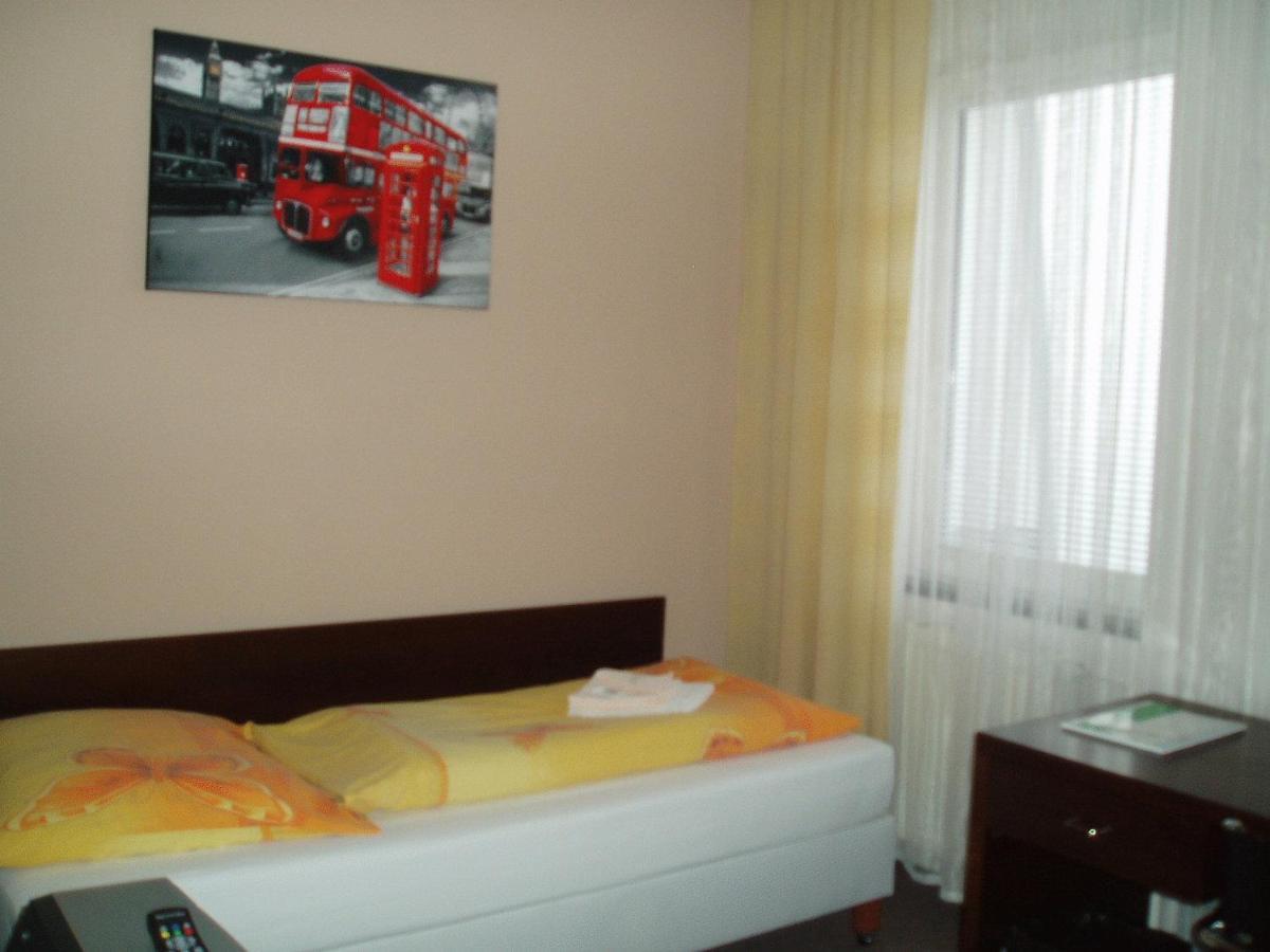 Hotel Bila Ruze Brünn Exterior foto