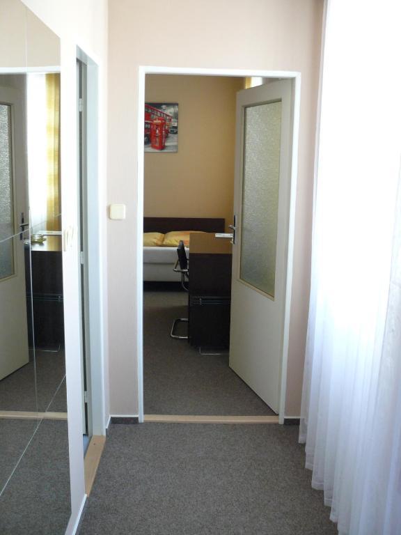 Hotel Bila Ruze Brünn Zimmer foto