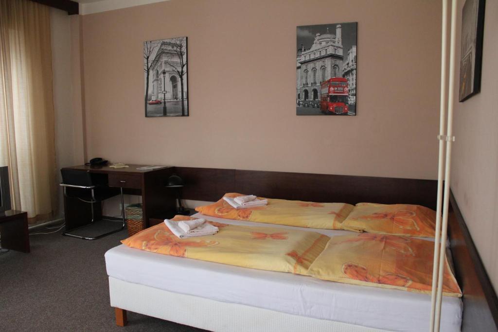 Hotel Bila Ruze Brünn Exterior foto